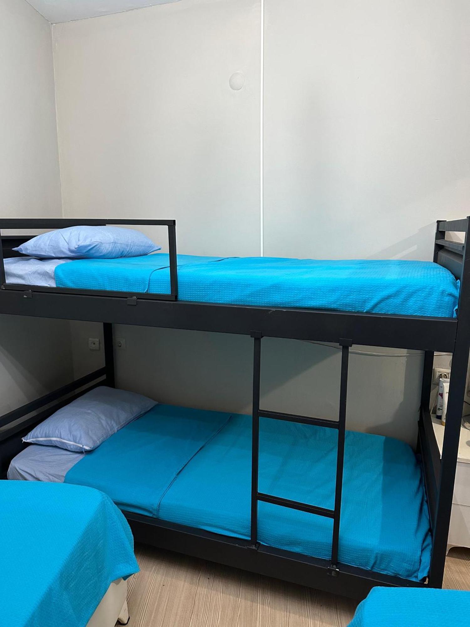 Отель Chez Bore 3*